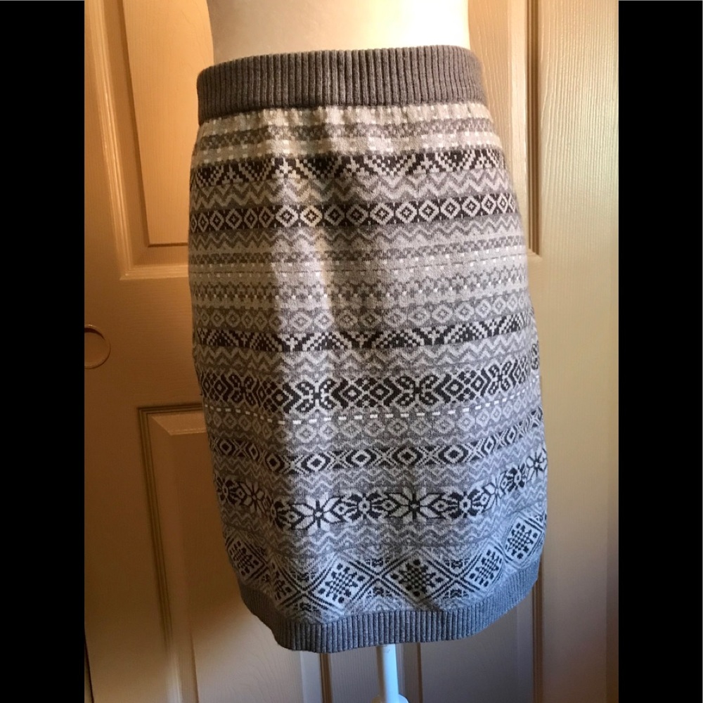 J Jill Winter Knit Skirt - perfect for leggings!